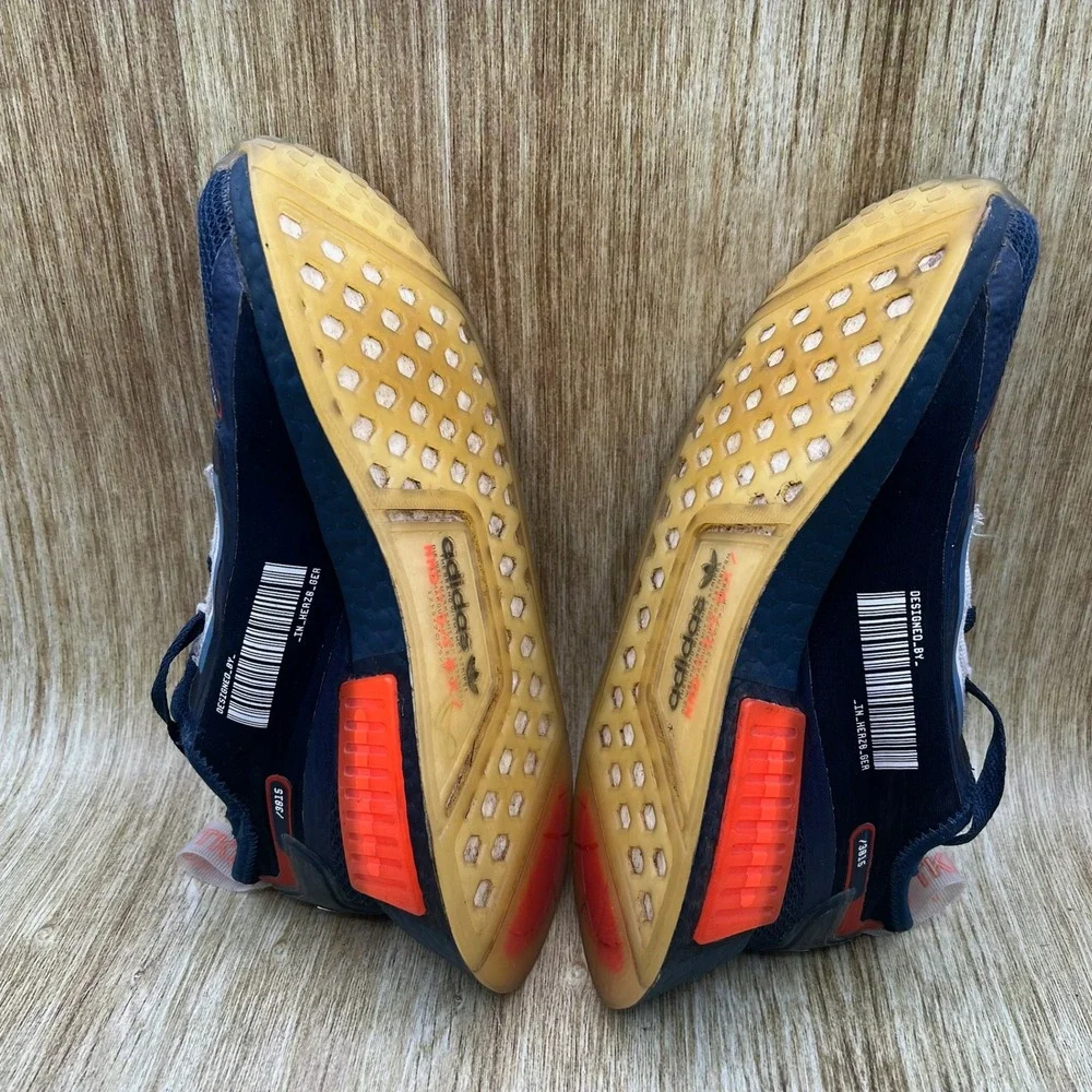 Adidas‎ NMD R1 Spectoo Men's Size 6 Crew Navy Solar Red Boost Sneakers GZ9262